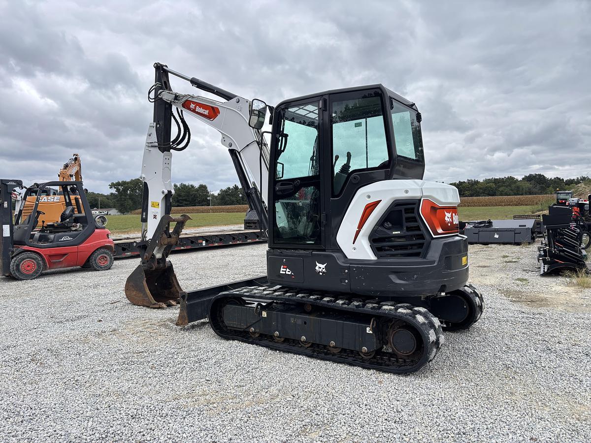 Used 2022 BOBCAT E60r2