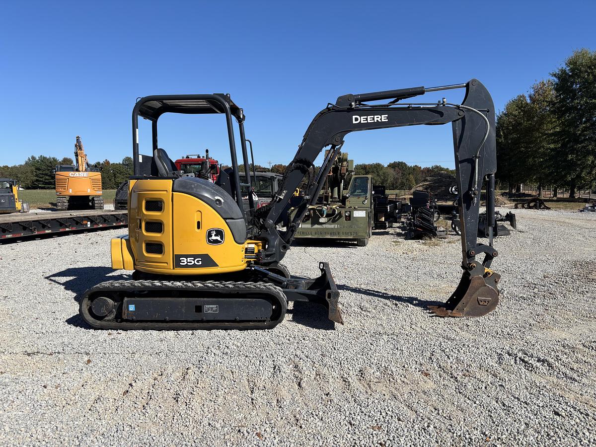 Used 2021 John Deere 35G