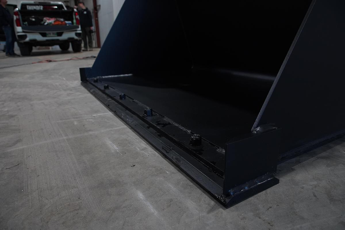 JENKINS IRON & STEEL 36" MINI SKID DIRT BUCKET