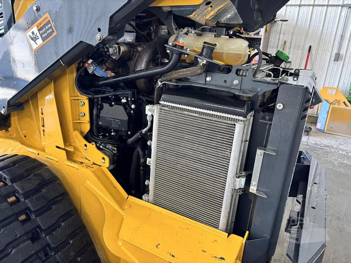 Used 2024 DEERE 333G