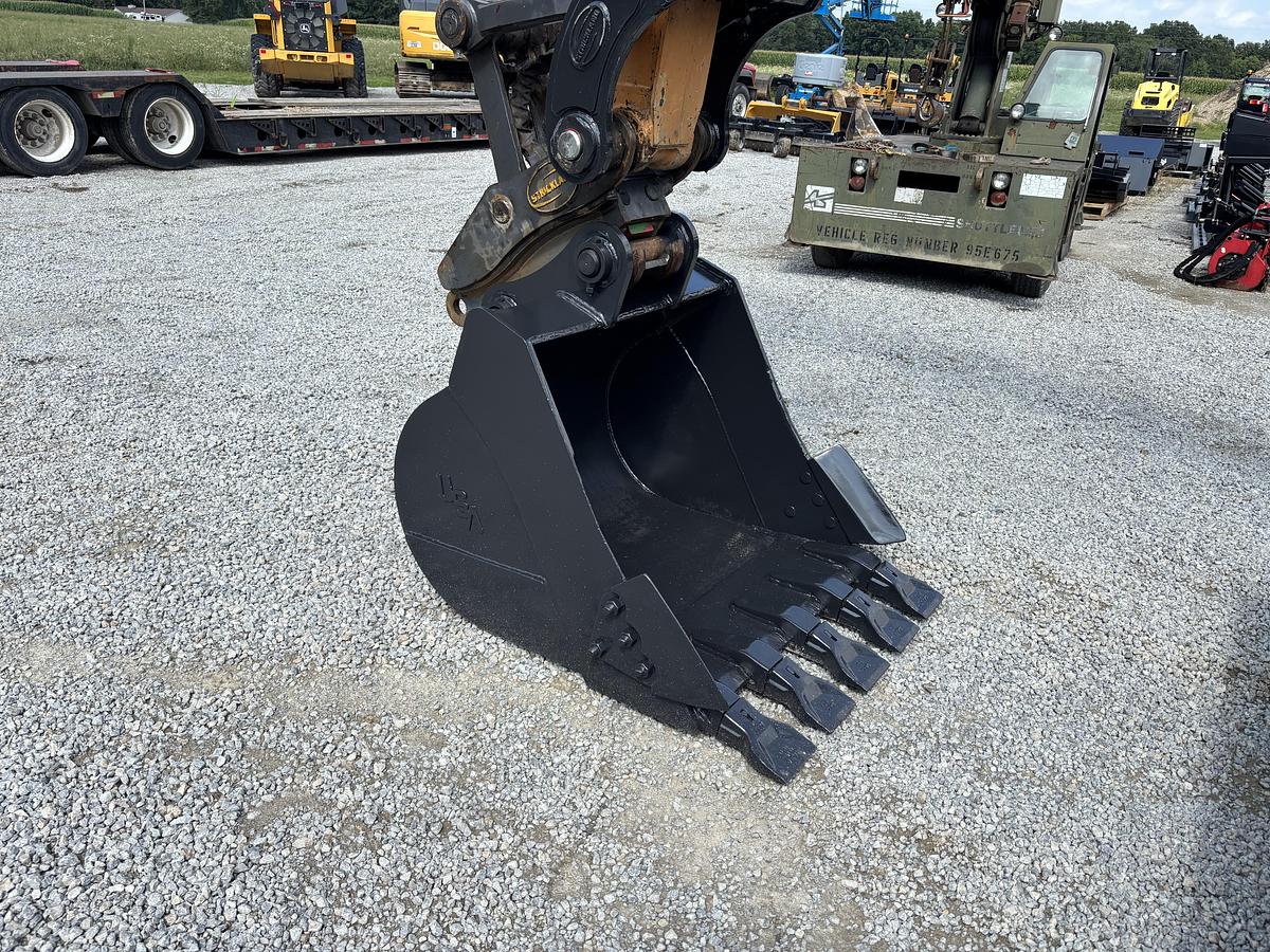 Used Case 145D SR Excavator