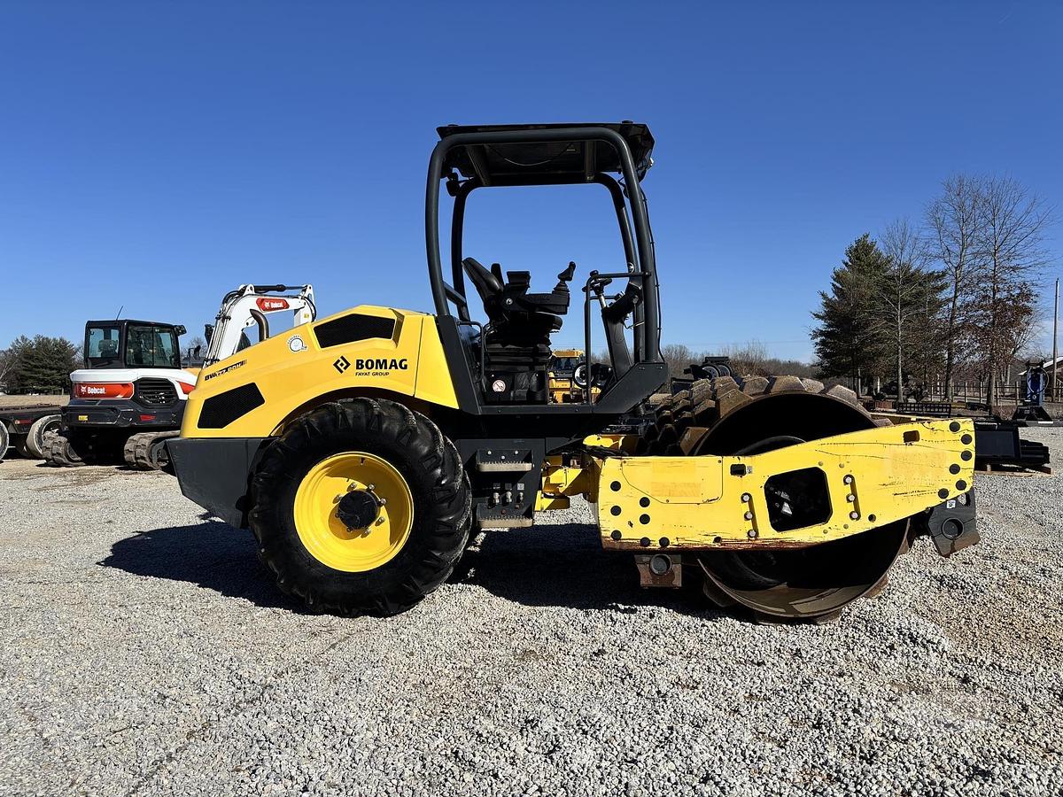 Used 2019 BOMAG BW177PDH-5