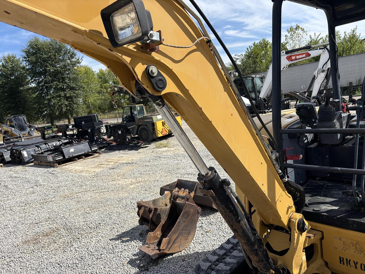 Used 2014 CATERPILLAR 303.5E CR