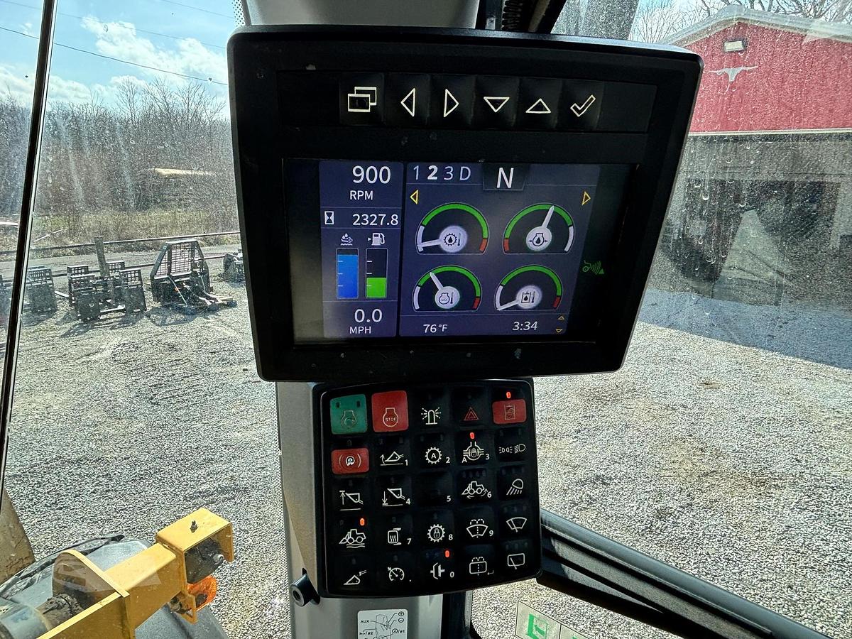Used 2020 DEERE 624L