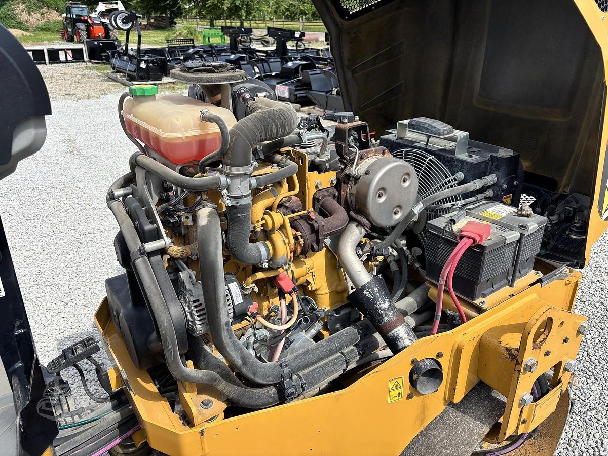Used 2019 CATERPILLAR CB24B