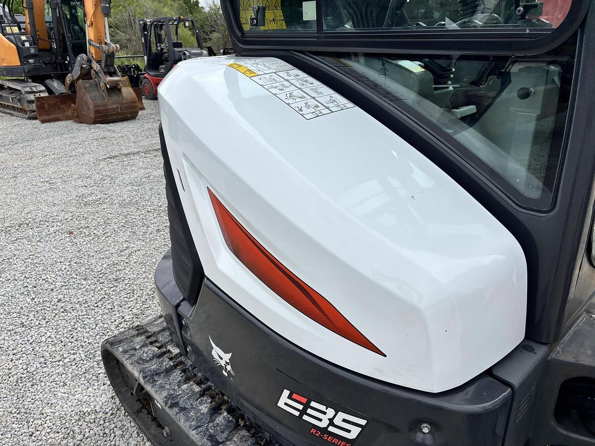 2023 BOBCAT E35IR2