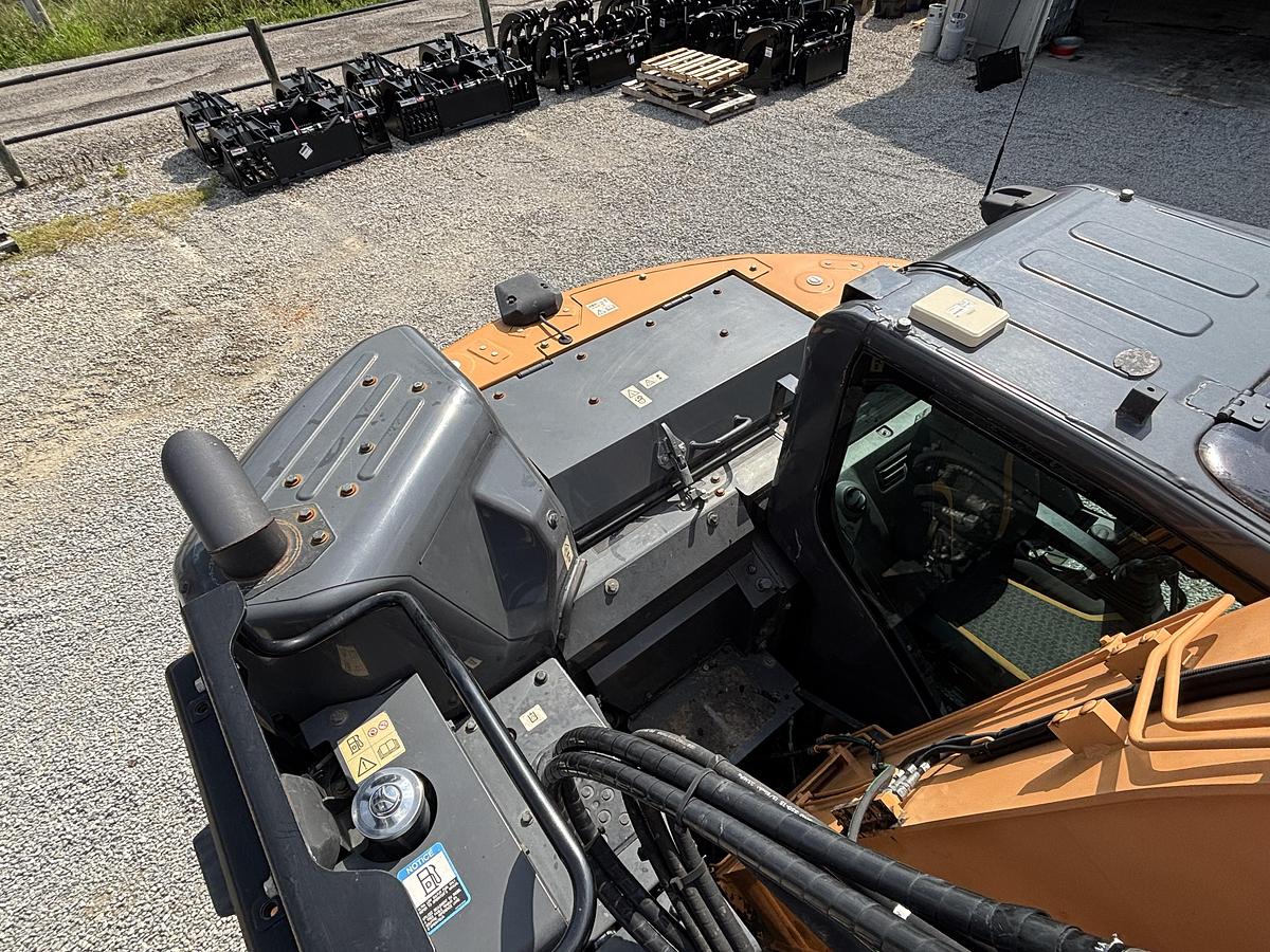 Used Case 145D SR Excavator