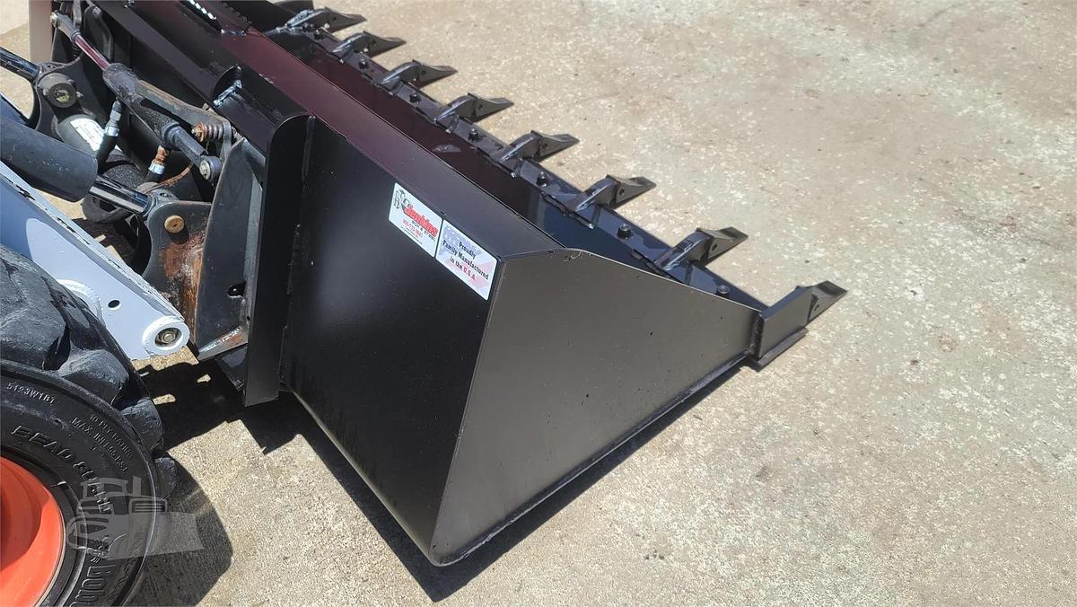 JENKINS IRON & STEEL 62" HD BUCKET W/ TEETH