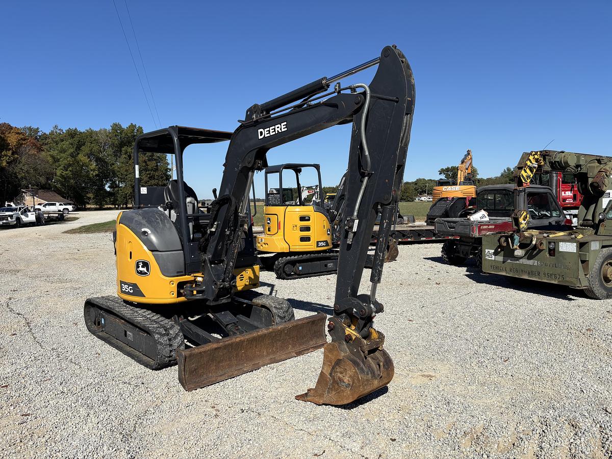 Used 2021 John Deere 35G