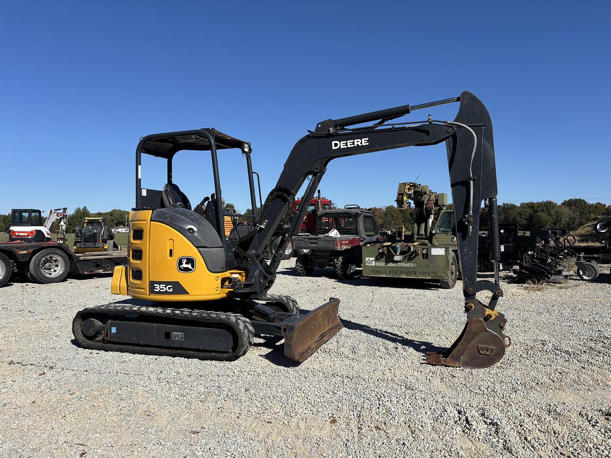 Used 2021 John Deere 35G
