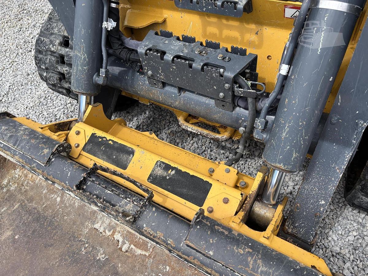 Used 2024 DEERE 333G