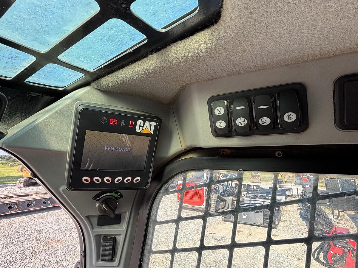 Used 2016 CATERPILLAR 259D