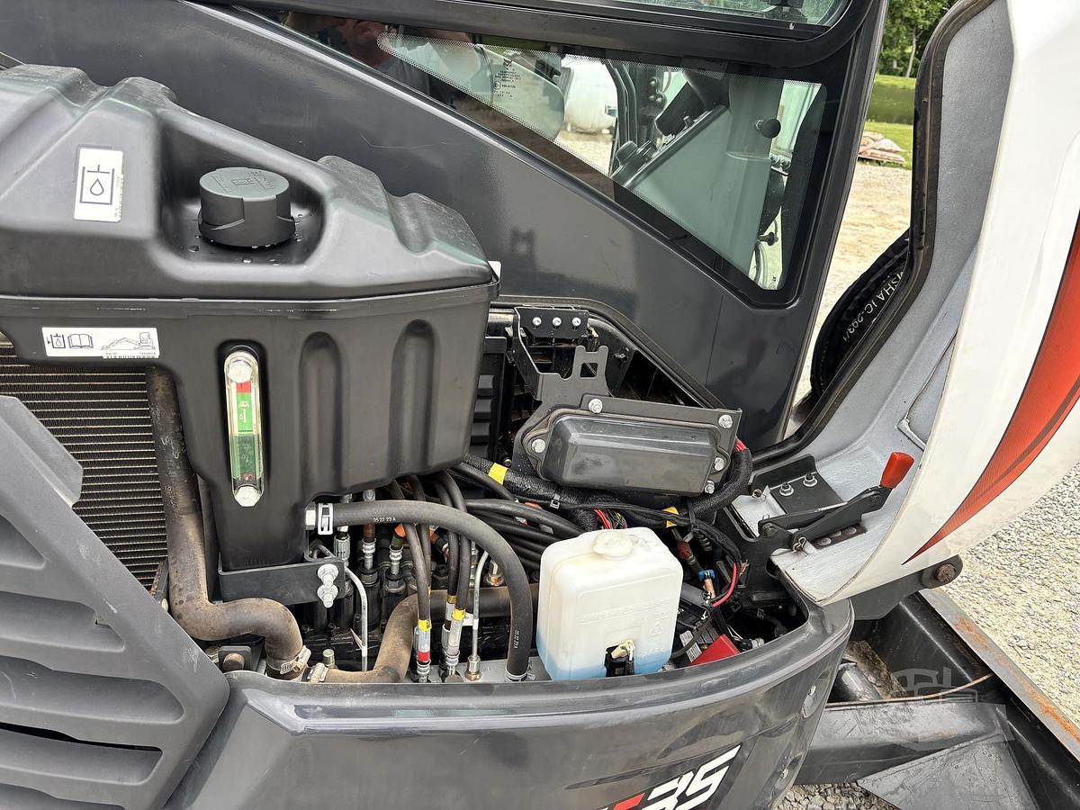 2023 BOBCAT E35IR2