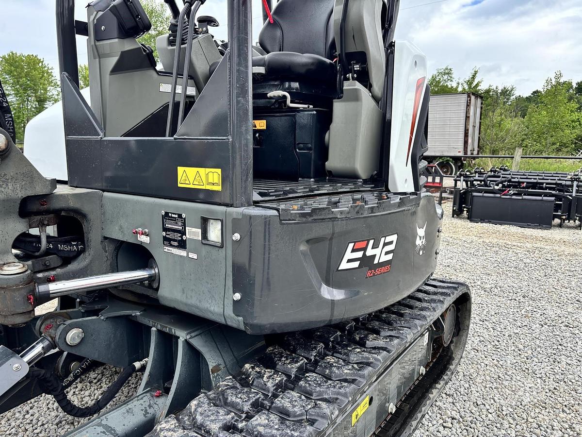 2022 BOBCAT E42R2