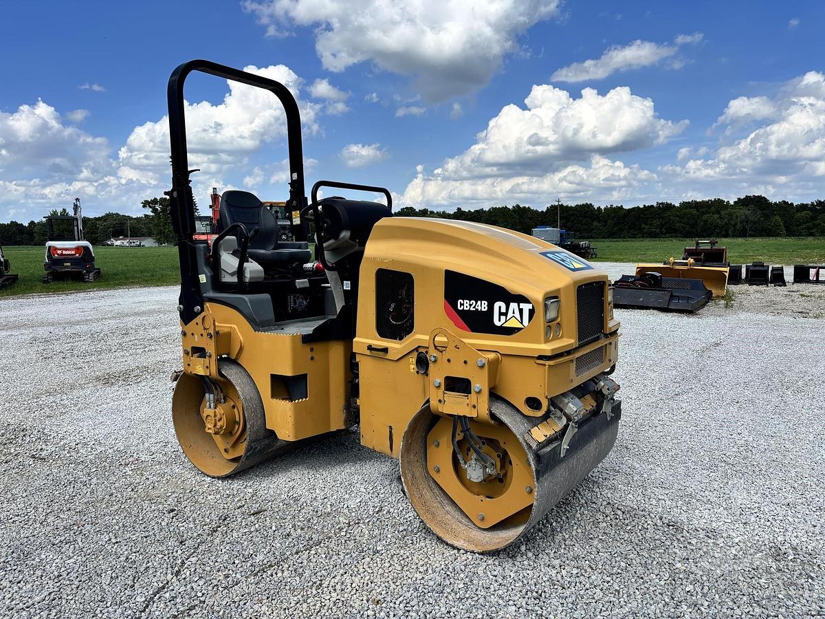 Used 2019 CATERPILLAR CB24B