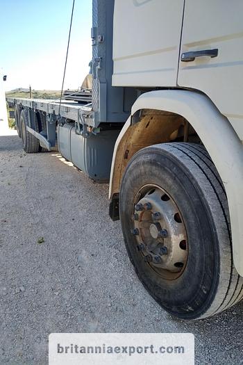 Used 1993 SCANIA P93 H 250 6X2 air con flatbed truck