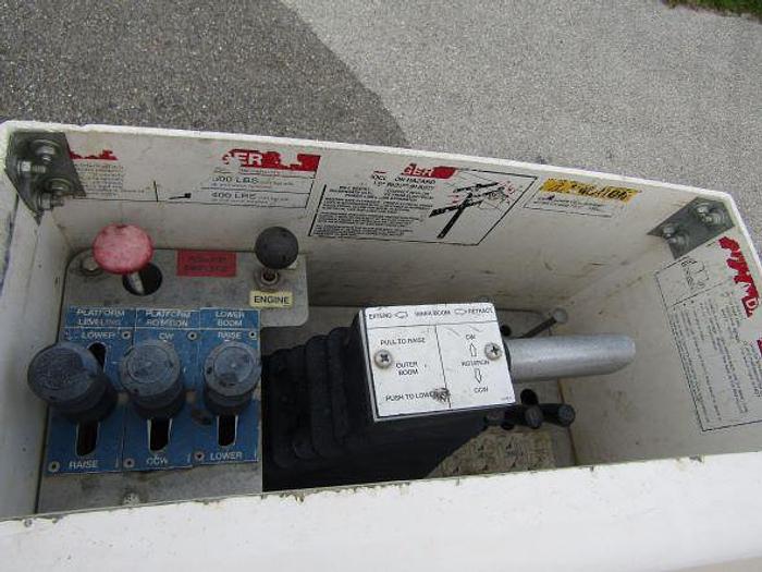 Used Versalift VST40-MH 45ft Bucket Boom on 2015 Ford F550 4x4 Utility Truck - 44904