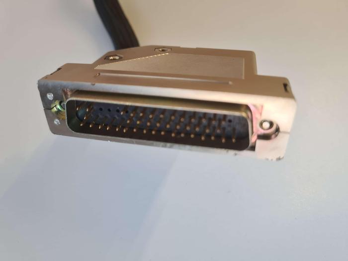 Used Leica Ultracut 702501 Ultramicrotome Microtome with anti vibration table