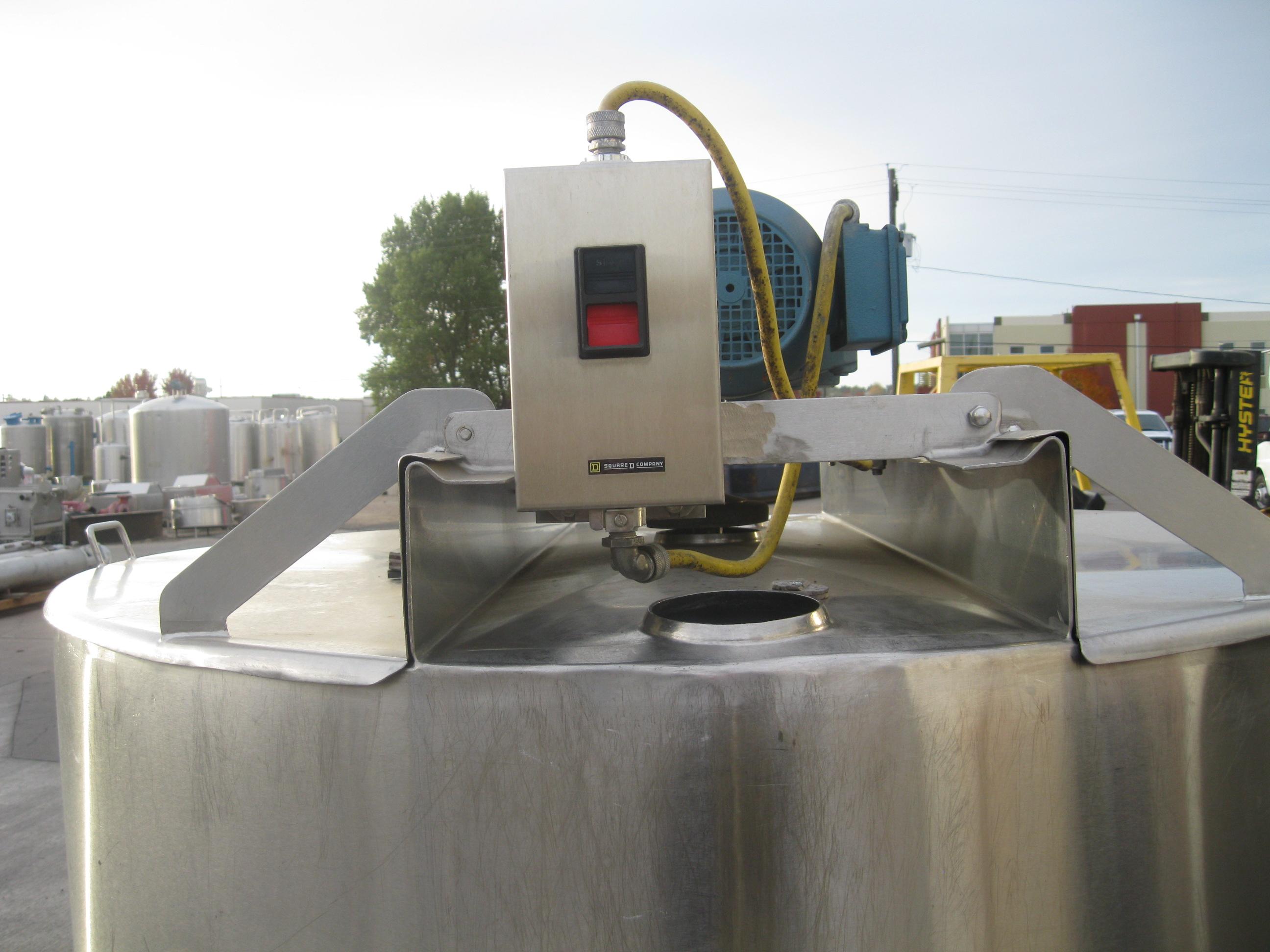 Usado 200 WORKING GALLON VERTICAL SWEEP AGITATION CONE BOTTOM PROCESSOR