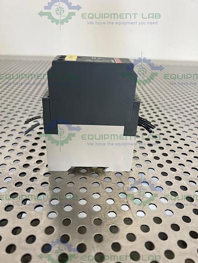 Used ABB  1SVR430824R9300 CM-PFS Phase Sequence Monitor Relay