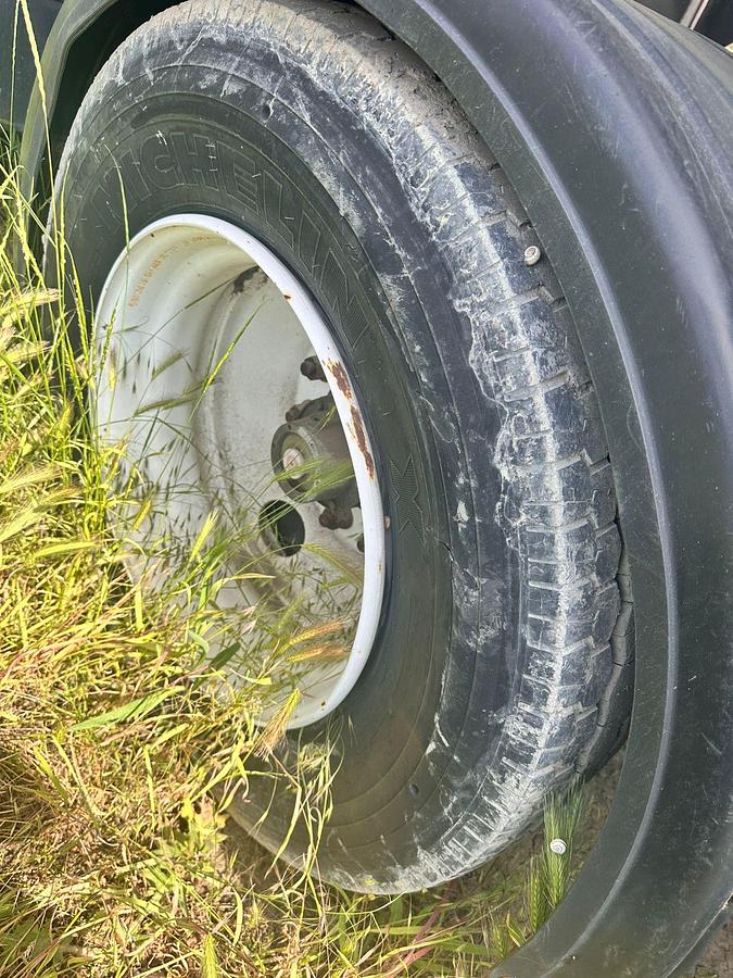 Used DEBARKER CANADA