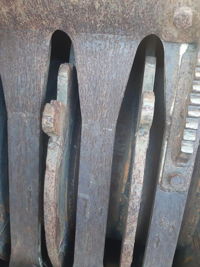 Used DEBARKER CANADA