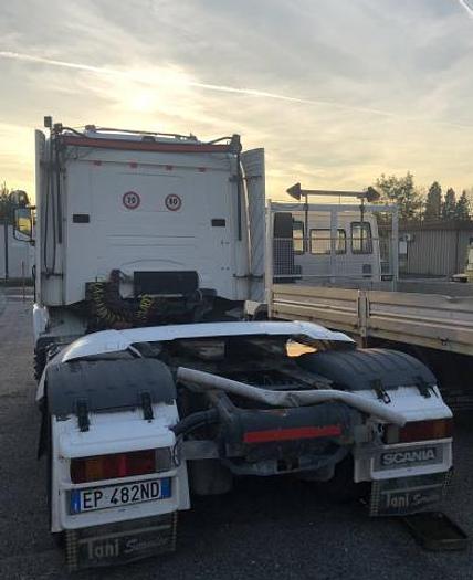 Usato 2007 SCANIA R144L 460