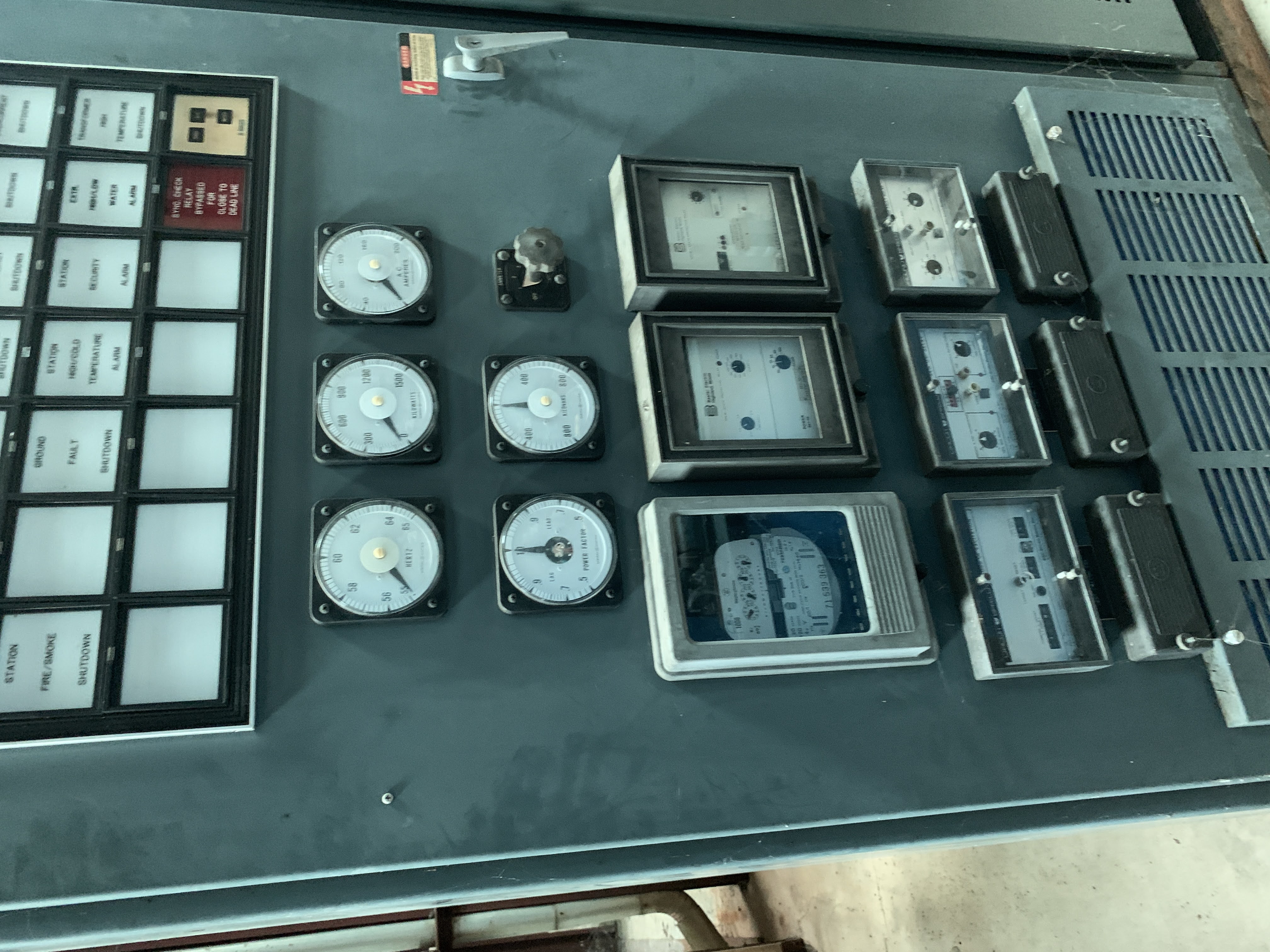 Used 1,000 kW Hydro-Electric Generating System; MFG 1985 by Teledyne / Louis-Allis