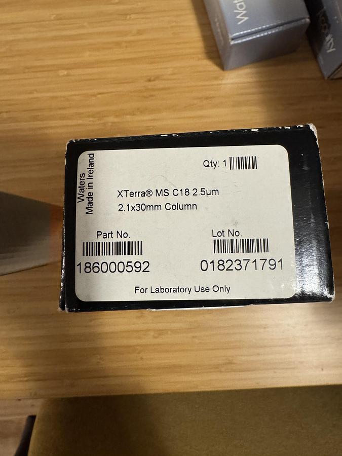 Used Xterra MS C18 2.5um 2.1x30mm