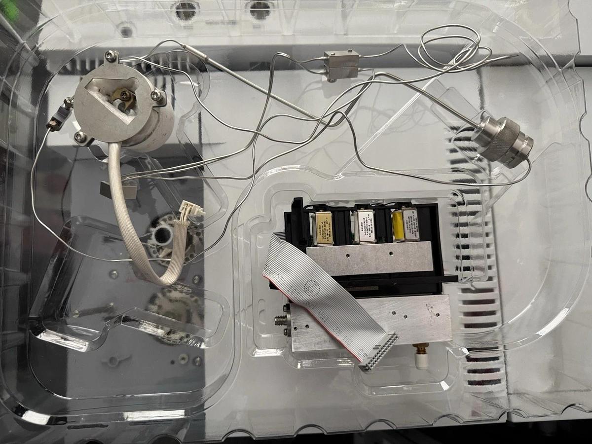 Used Agilent GC Volatiles Interface VOL VI inlet EPC Module 6890 Compete