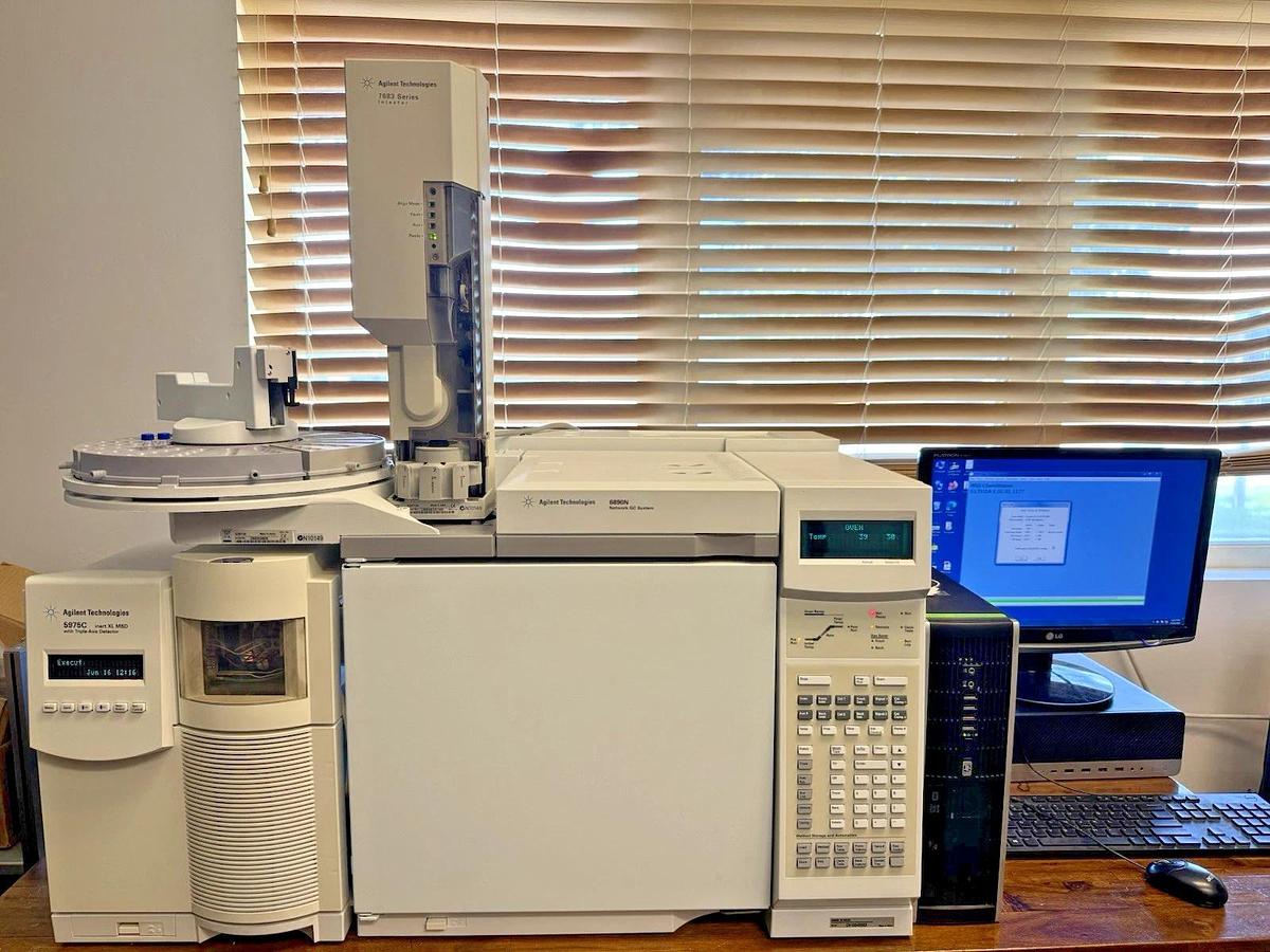Refurbished Agilent 6890N  5975C Inert XL MSD G2614A w/ Computer Chemstation GC/MS GCMS