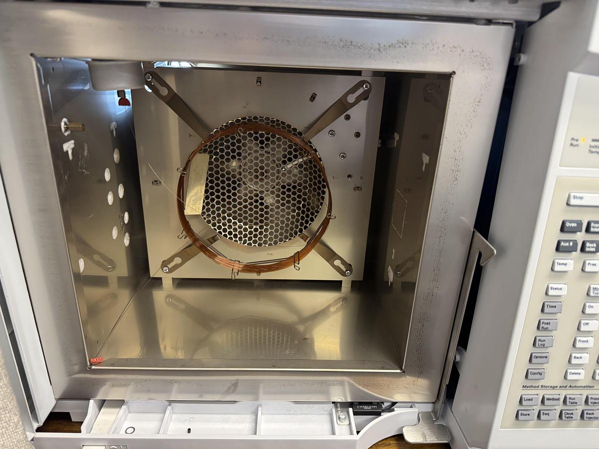 Refurbished Agilent 6890N GC 5975C Inert XL MSD GC/MS system