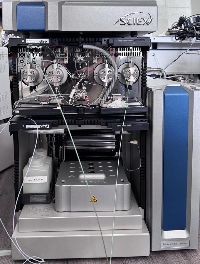Used SCIEX Exion LC 2.0 UHPLC AS-200+, BP-200+, CO-200+, Solvent Tray, Switch