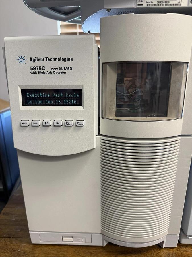 Refurbished Agilent 6890N 5975C Inert XL MSD G2614A w/ Computer Chemstation GC/MS GCMS