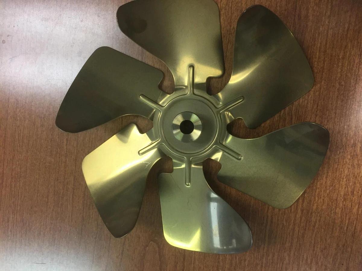 Used Shimadzu GC-17A Gas Chromatograph Oven fan motor and fan blade