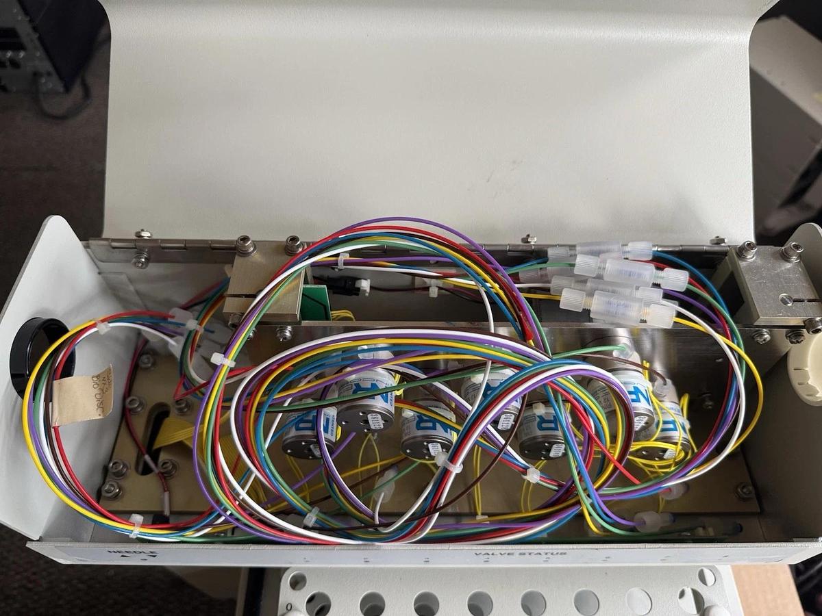 Used Vankel VK8000 Dissolution Auto Sampling System 15-1220
