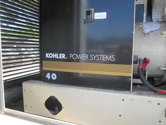 Used 2005 Farber Specialty Command Center Trailer