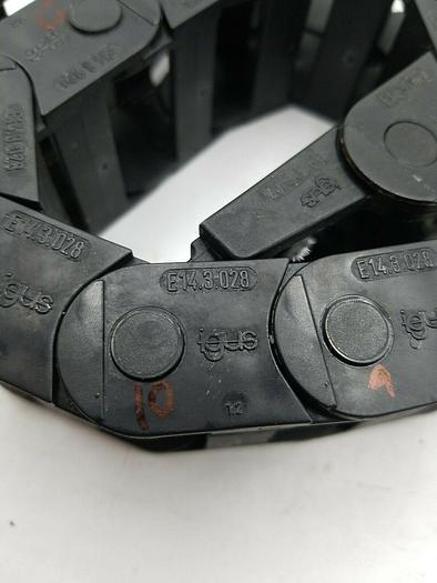 Used IGUS E14.3.028 (18 Pieces), 114.3.1.PZ(2 Pieces )