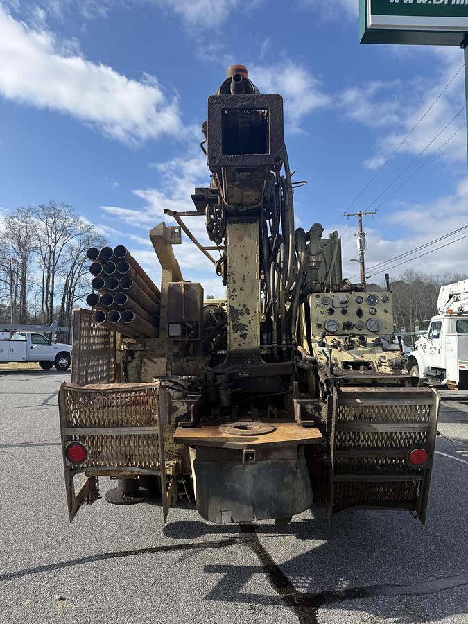 Used 1993 T2W Drill Rig