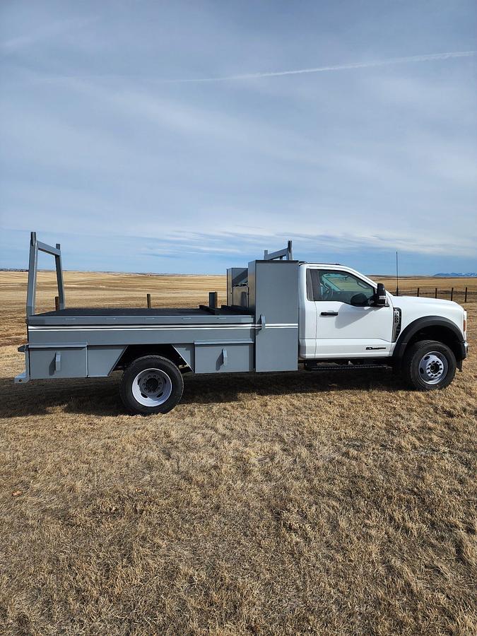 2024 DES 700/160 Helper