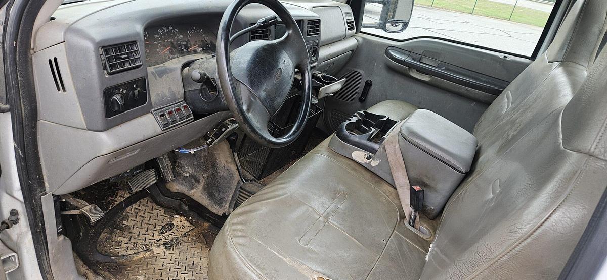 Used 2001 5T Smeal Pump Hoist