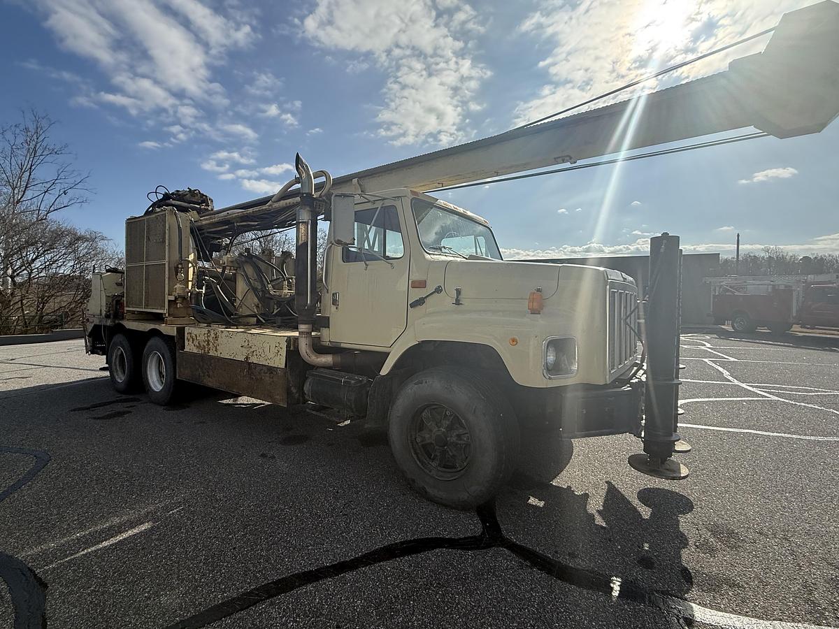 Used 1993 T2W Drill Rig