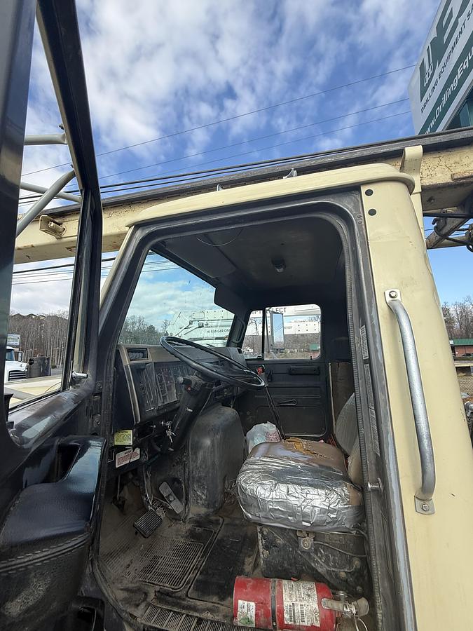 Used 1993 T2W Drill Rig