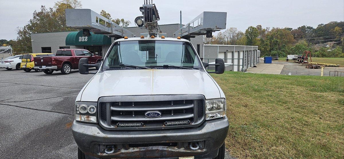 Used 2001 5T Smeal Pump Hoist