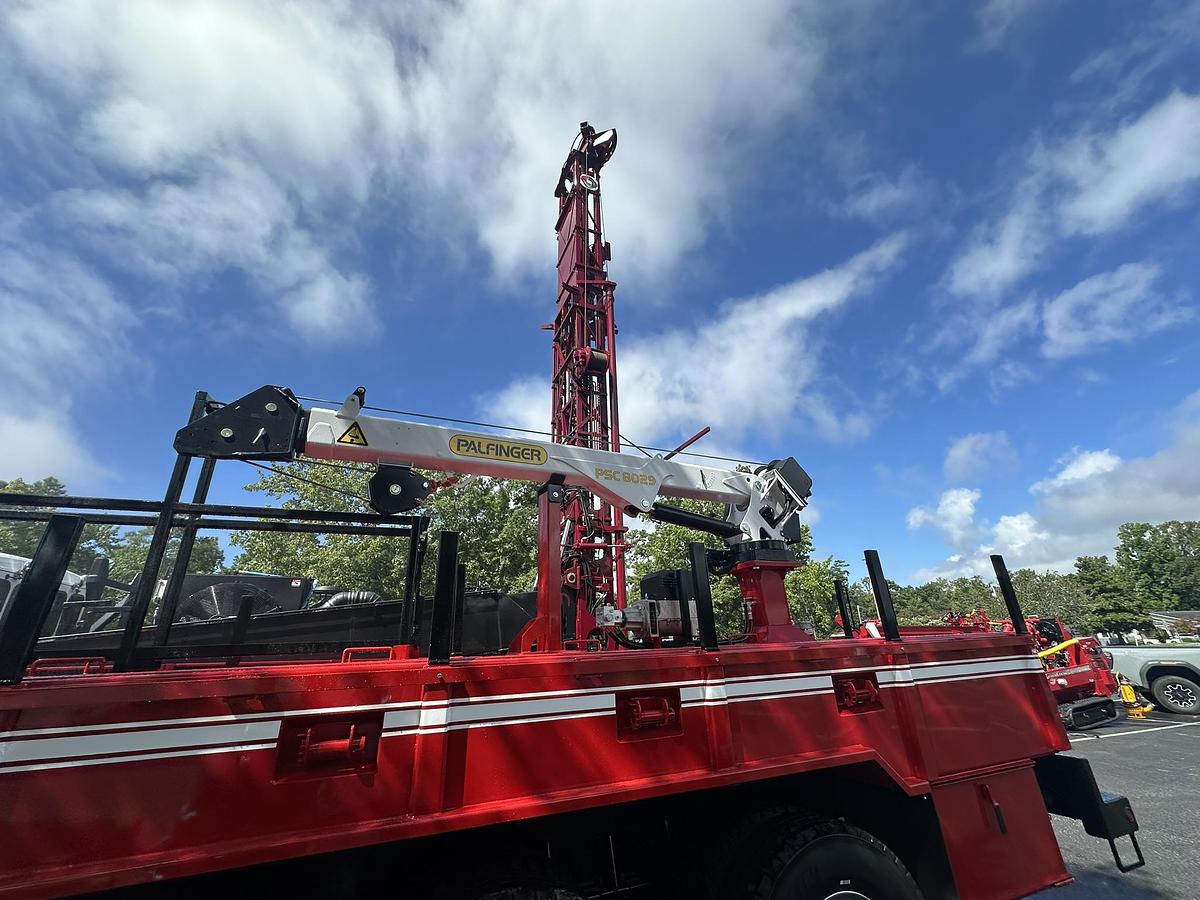 Used Rose-Wall Water Truck