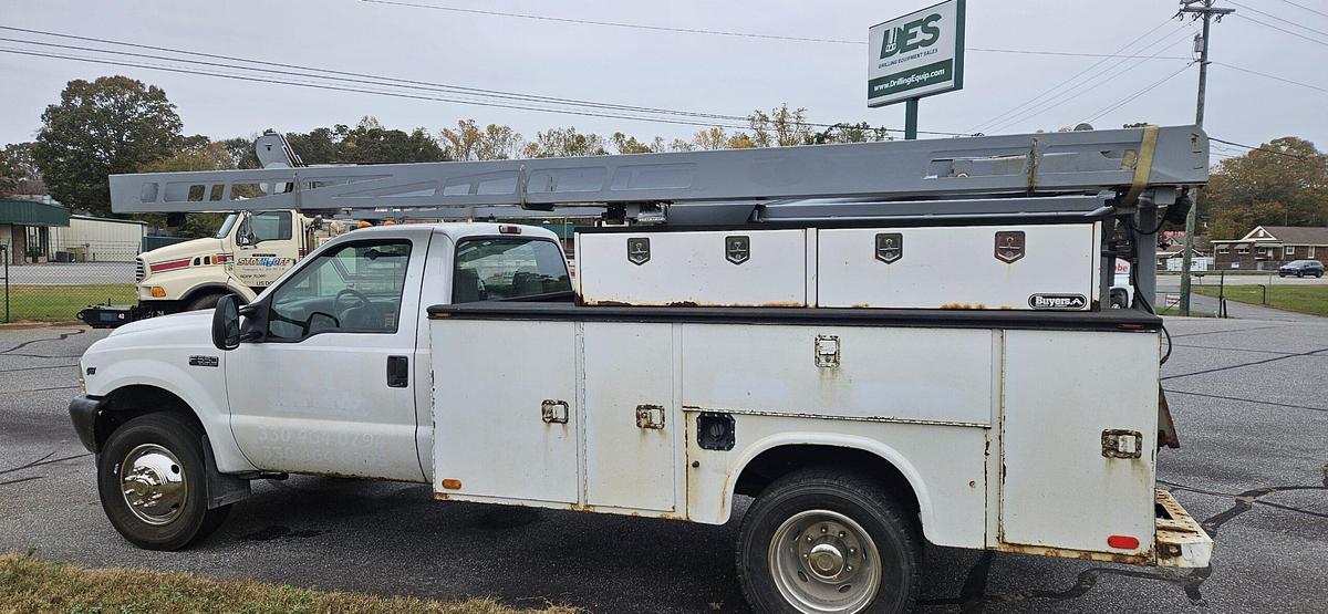 Used 2001 5T Smeal Pump Hoist