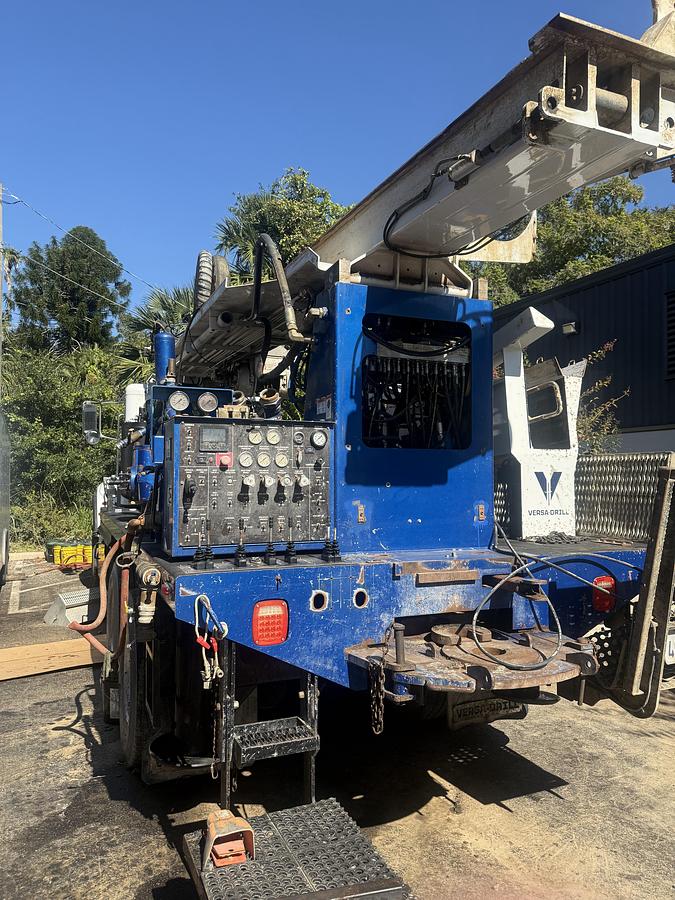 Used Versa-Drill V-140X