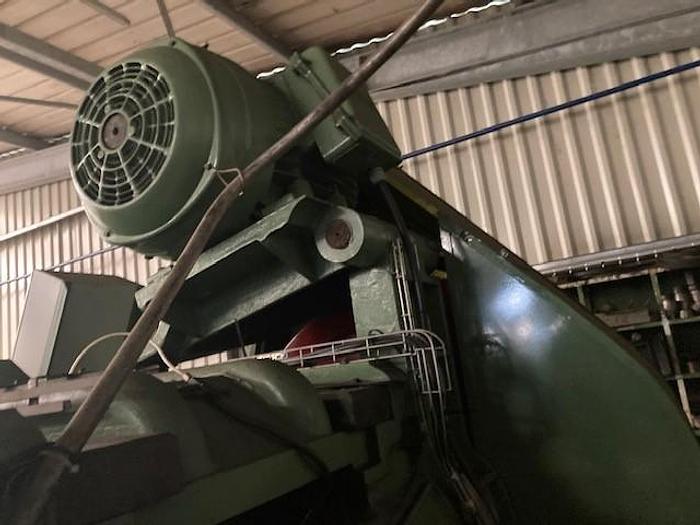 Utilisé Presse de frappe CEVA