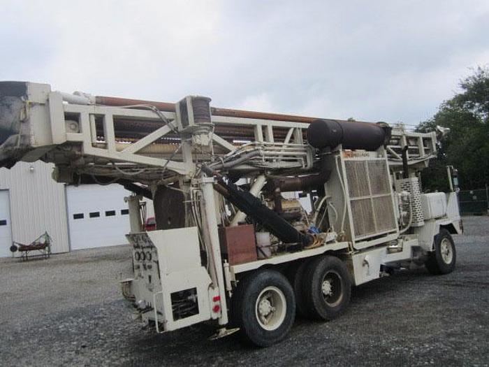 Used 1985 Ingersoll-Rand T4W Drill Rig