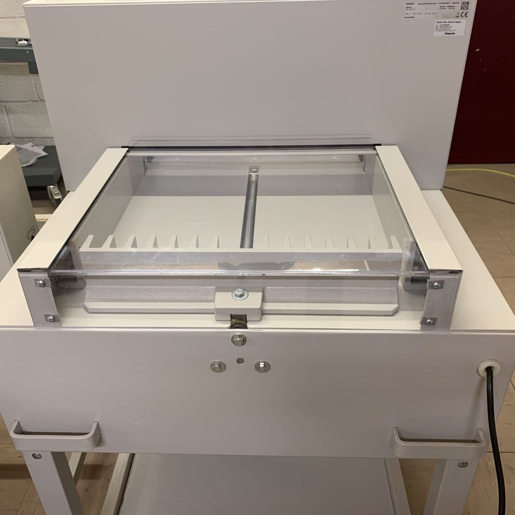 Used Pre-owned EBA 480 / IDEAL 4810-95EP 99-Program Guillotine